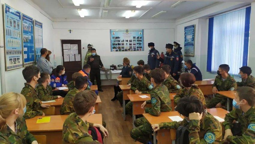Юный спасатель